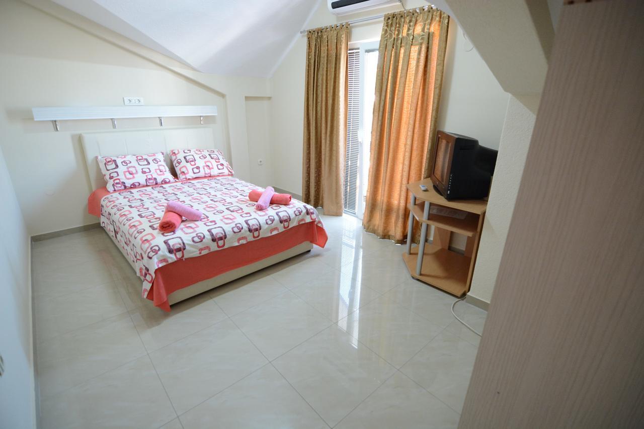 Vila Tea Petrusevski Ohrid Luaran gambar